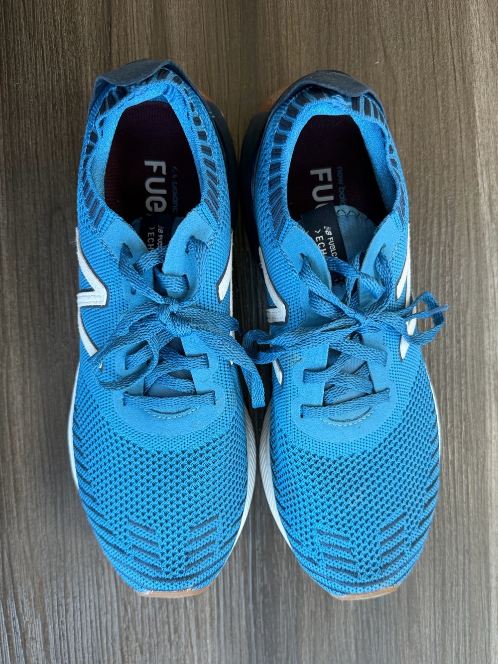 New Balance FuelCell Echo Sneakers Women’s 9 in Blue